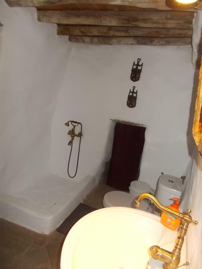 Cyclades Olive Museum'S Guest House Pitrofos Esterno foto