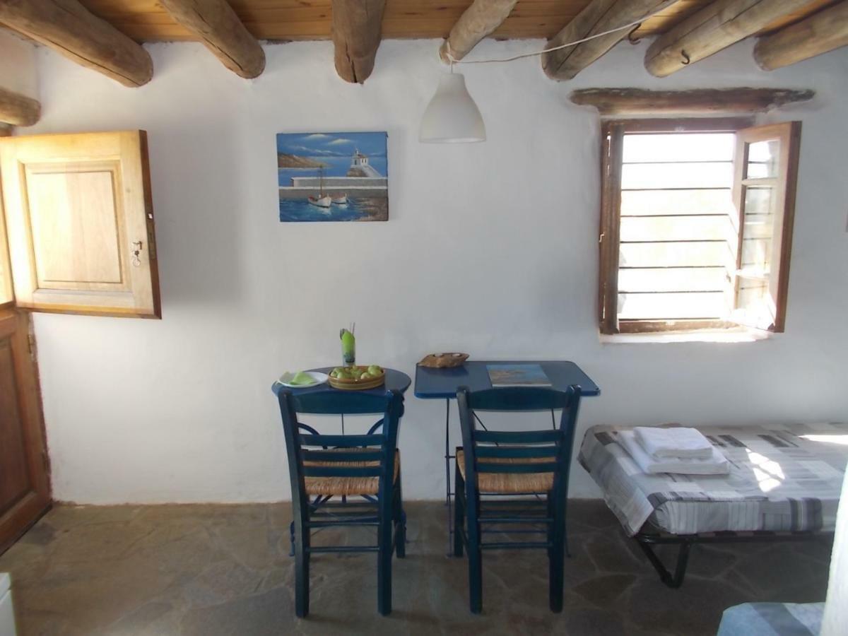 Cyclades Olive Museum'S Guest House Pitrofos Esterno foto