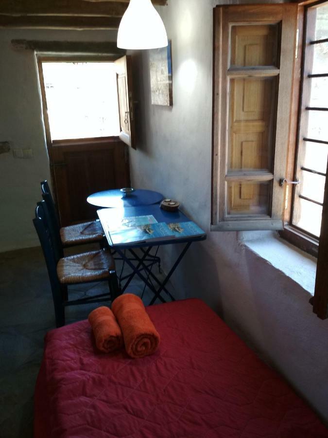 Cyclades Olive Museum'S Guest House Pitrofos Esterno foto
