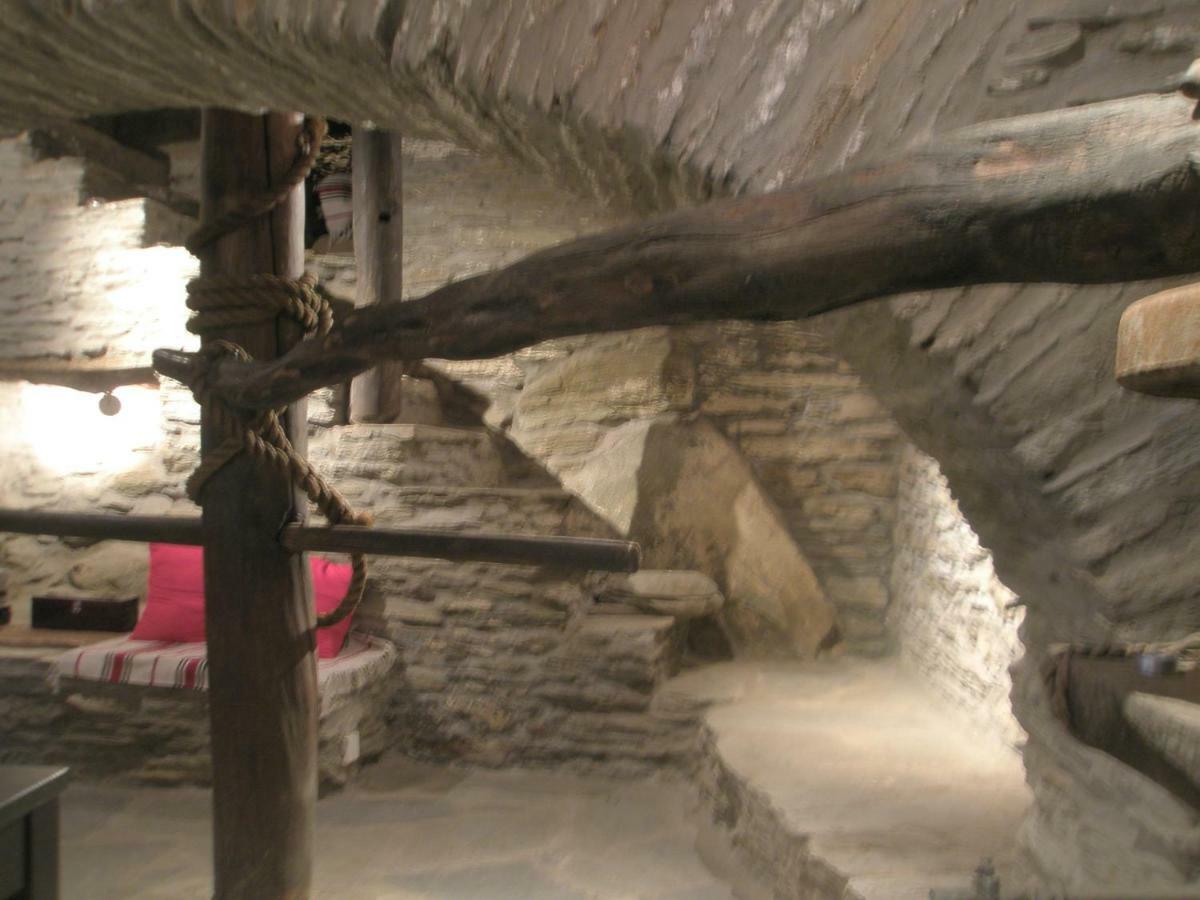 Cyclades Olive Museum'S Guest House Pitrofos Esterno foto