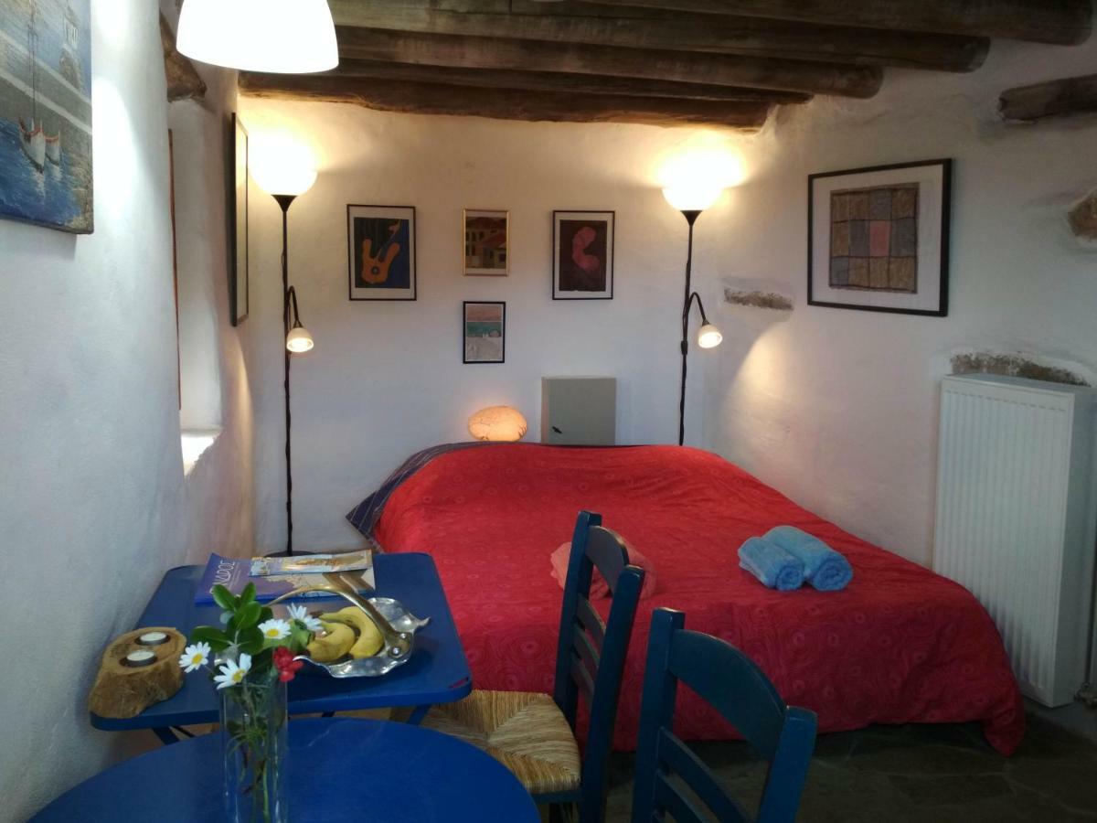 Cyclades Olive Museum'S Guest House Pitrofos Esterno foto